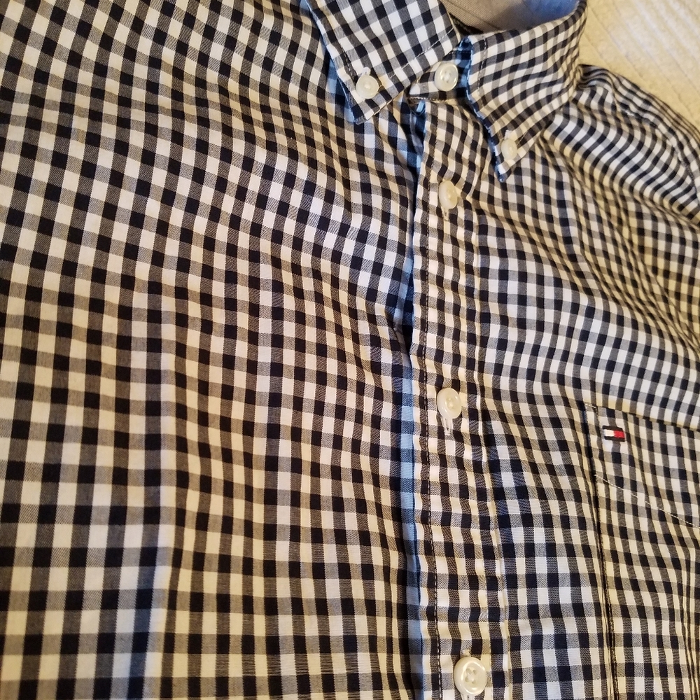 {Tommy Hilfiger} Gingham Shirt
